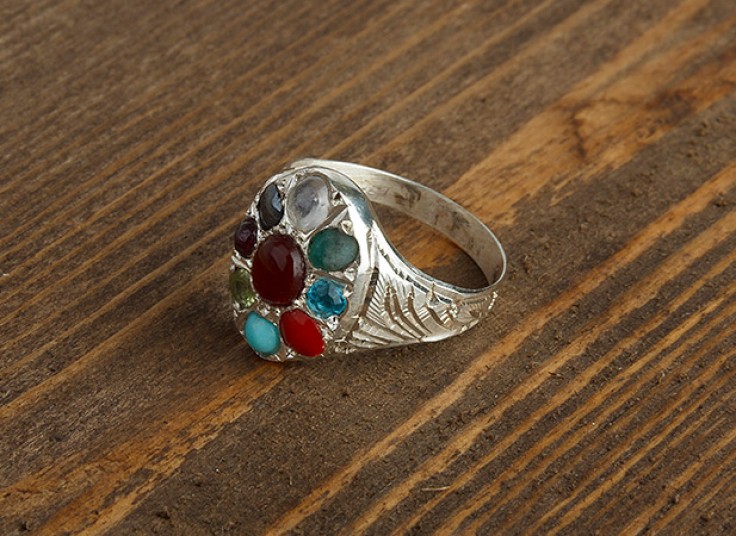 آویز و انگشتر نقره جواهرنشان