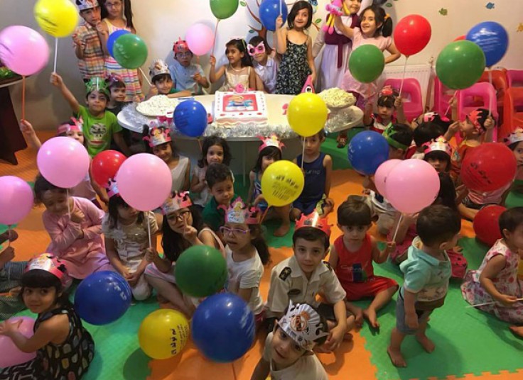 انواع تم تولد در فروشگاه لاله