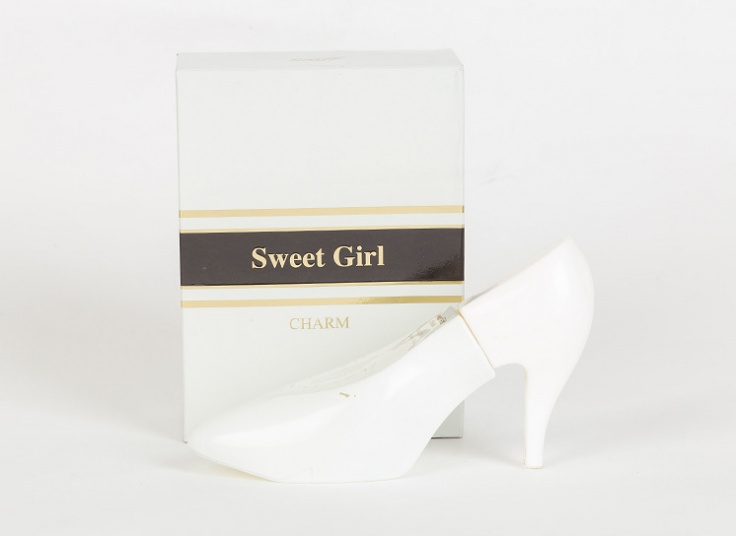 عطر و ادکلن Sniff و TRI