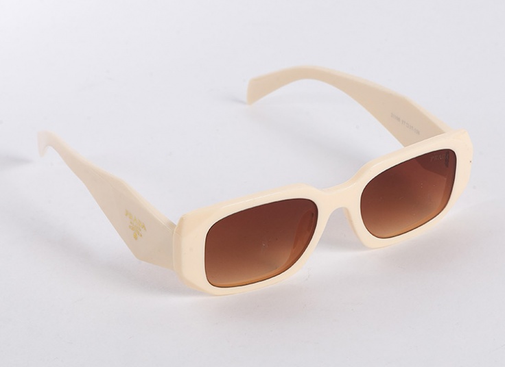 عینک آفتابی زنانه طرح Prada مدل 21100