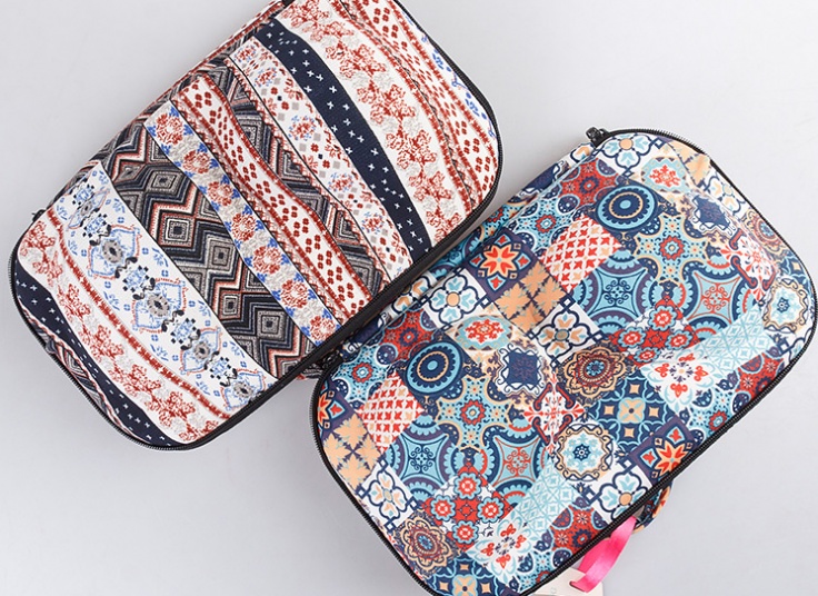 کیف لباس زیر طرحدار