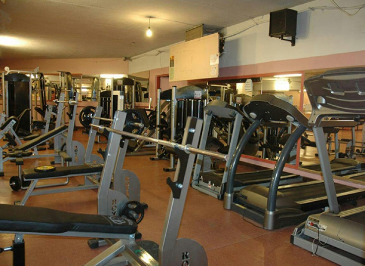 کلاس یوگا باشگاه افروز