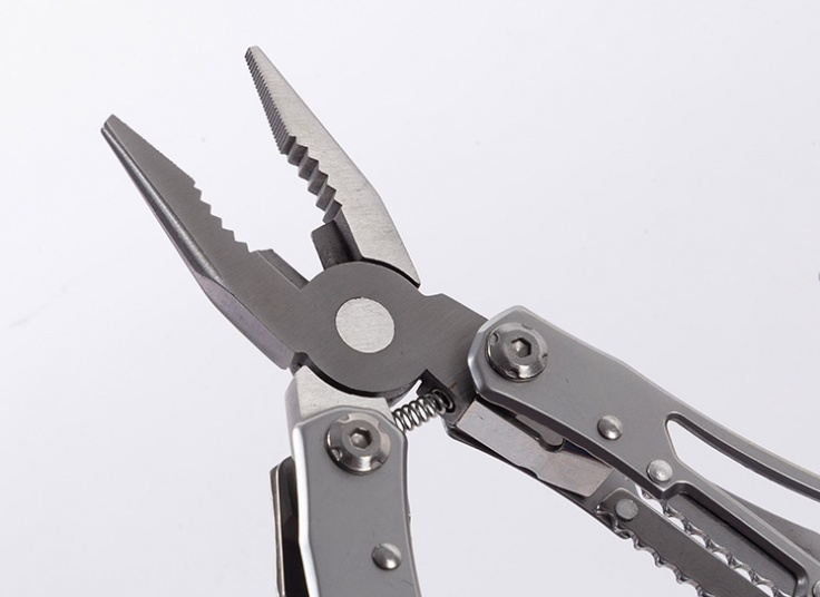 ابزار چند کاره کمپینگ