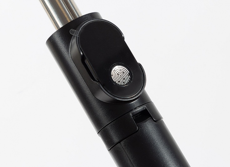 سه پایه و مونوپاد  Selfie Stick P30