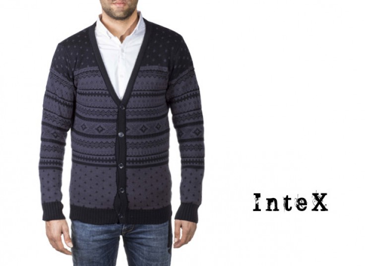 ژاکت طرح گلیم Intex