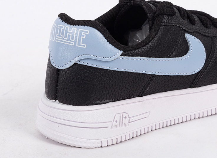 کتانی زنانه طرح Nike مدل Air Force