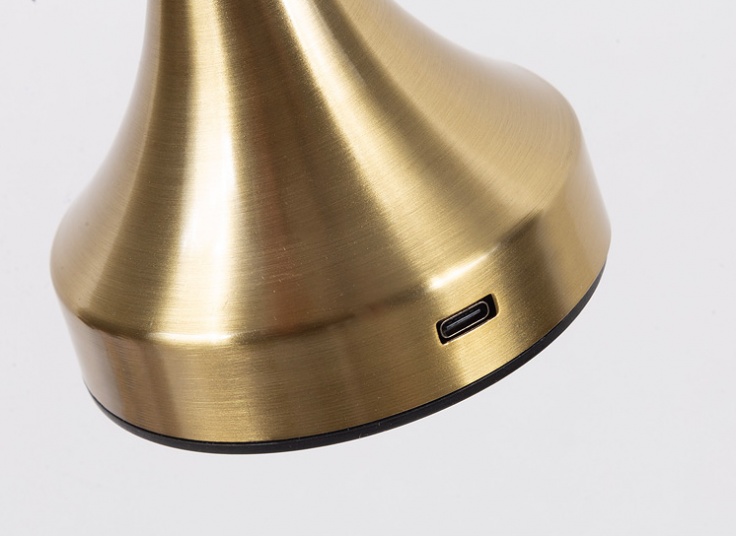 آباژور رومیزی شارژی