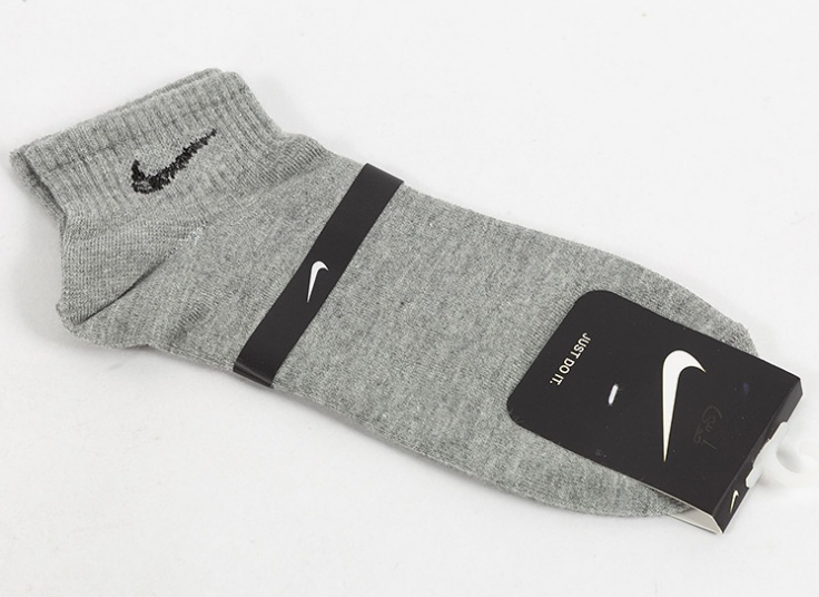 جوراب ساق کوتاه طرح Nike
