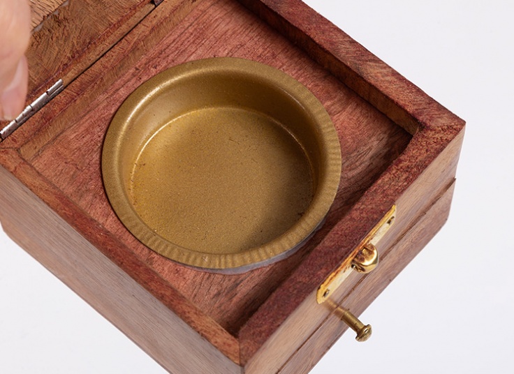 جاعودی چوبی مدل صندوقی