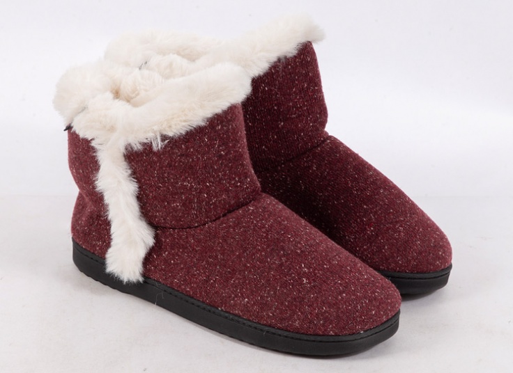 نیم بوت بافت طرح UGG