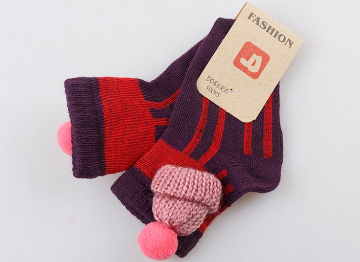 جوراب نوزادی DOBERA