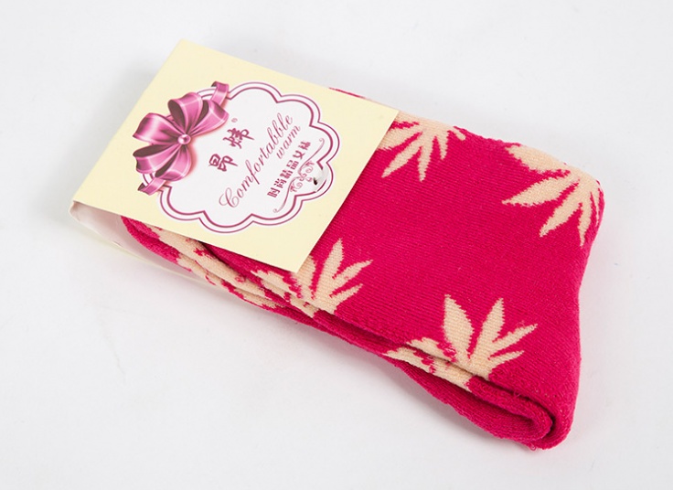 جوراب زمستانی زنانه