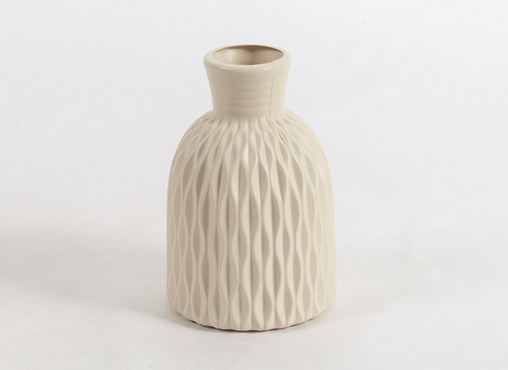 گلدان پلاستیکی تزئینی