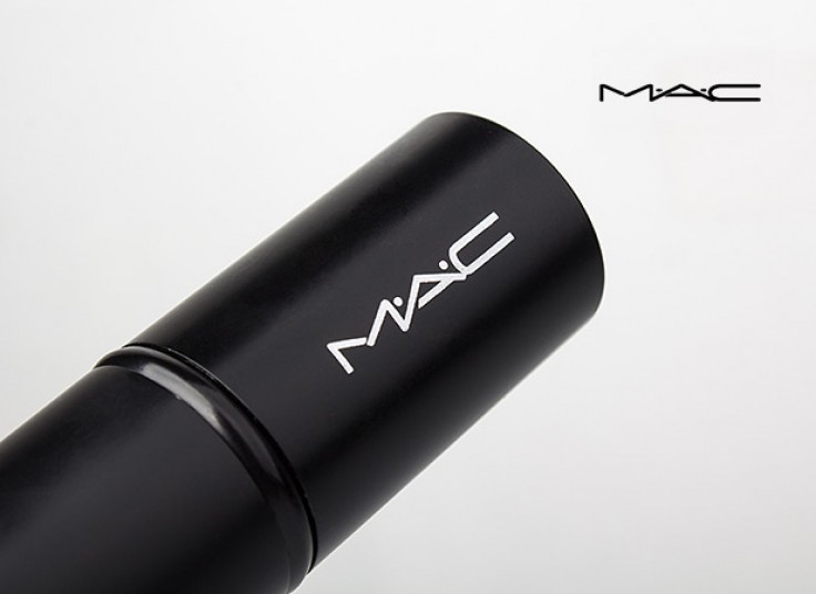 شوت رژگونه MAC