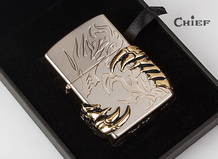 دو مدل فندک CHIEF