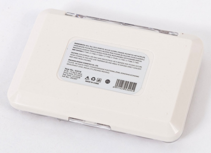 پالت سایه 12 رنگ  lura beauty