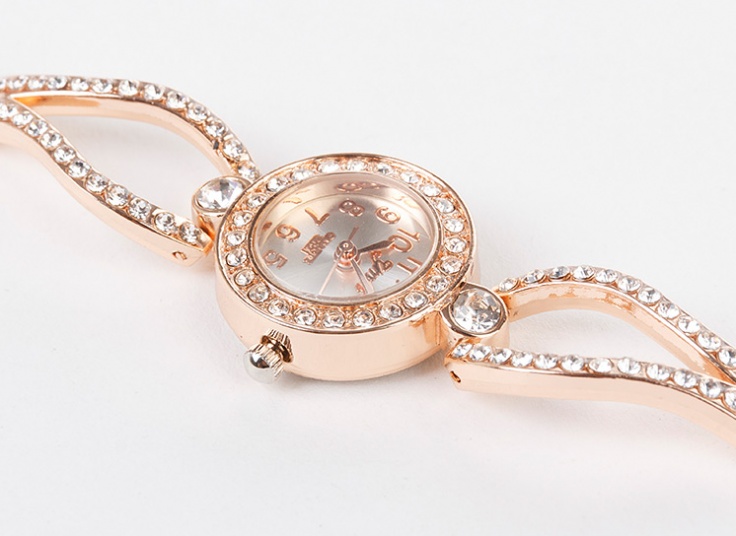 ساعت مچی زنانه YFMN