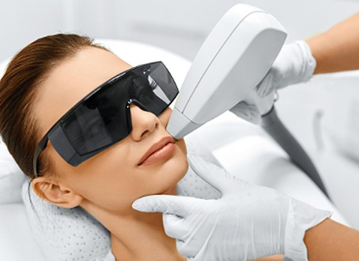 لیزر الکس کندلا در کلینیک گلدن رز