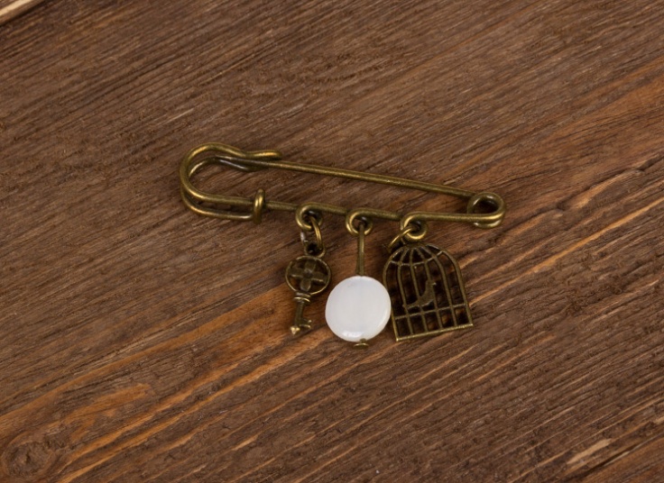 سنجاق سینه lobar