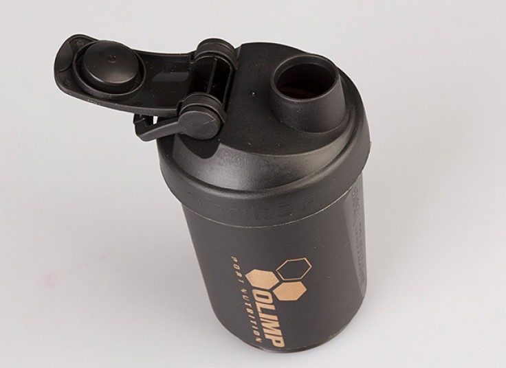 شیکر ورزشی سه تکه 