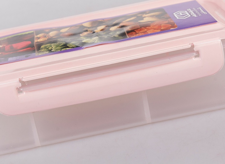 ظرف مسافرتی چهارخانه