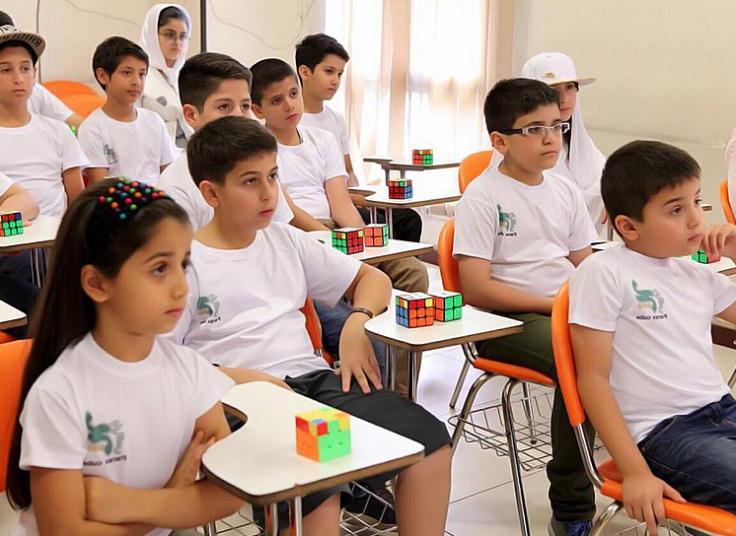 کلاس آموزش روبیک و انواع بازی های فکری