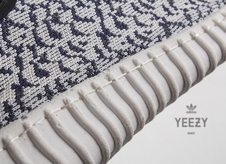 کفش زنانه و مردانه YEEZY