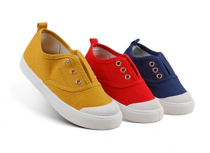 کفش اسنیکرز بچگانه