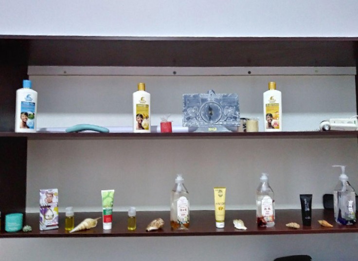 ماساژ ریلکسی در مرکز رزم آوا