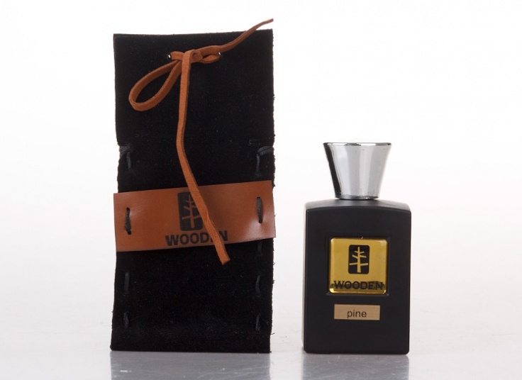 عطر و ادکلن کادویی WOODEN