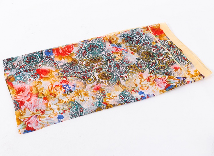 روسری طرح بته جقه Mgs