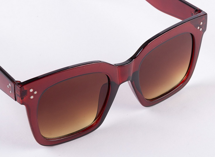 عینک آفتابی زنانه Square Frame