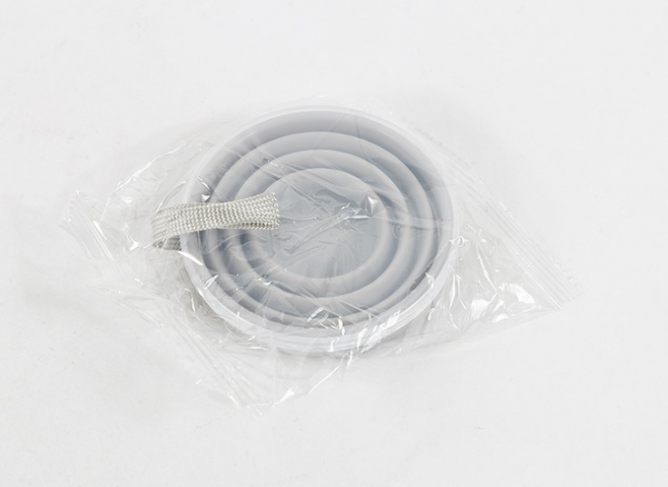 لیوان سیلیکونی درب دار