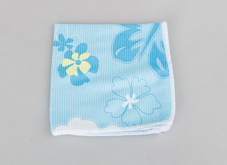 دستمال طرحدار Magic