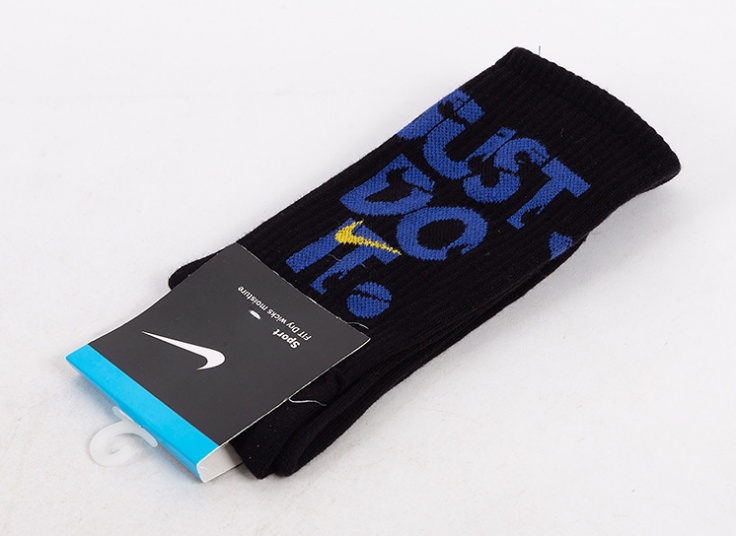 جوراب اسپرت ساق بلند طرح NIKE