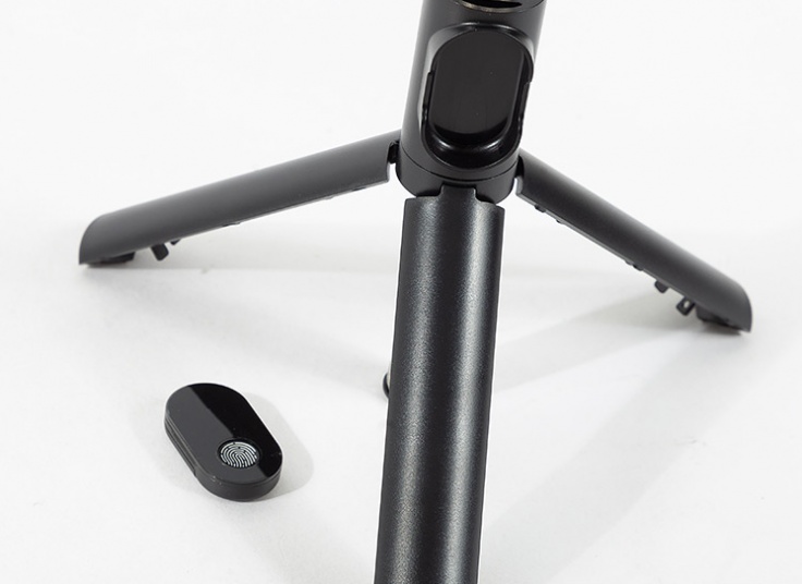 سه پایه و مونوپاد  Selfie Stick P30