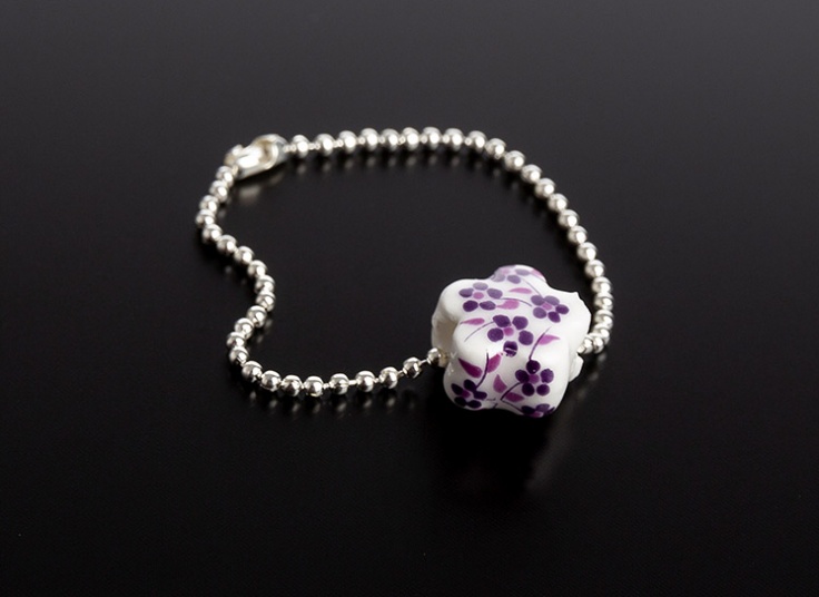 آویز ساعت Beady