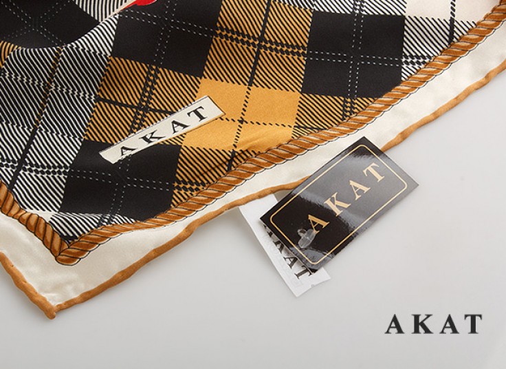 روسری ساتن AKAT