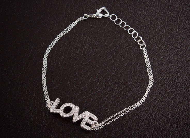 پابند نگین دار