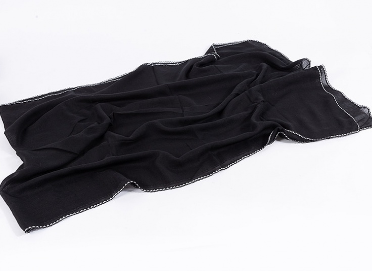 شال حاشیه دار