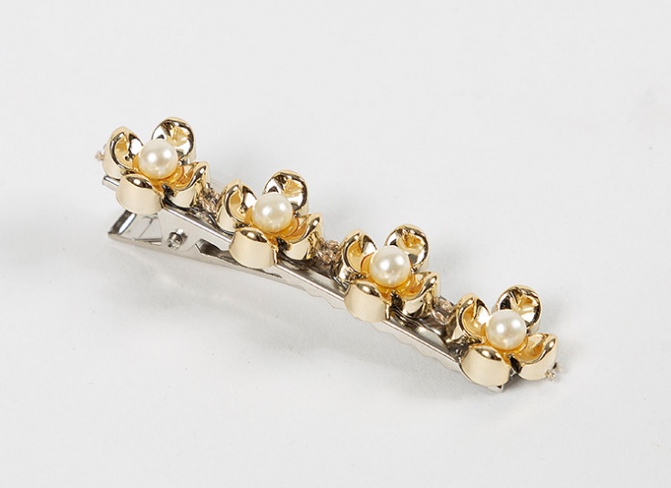 گیره مرواریدی مو