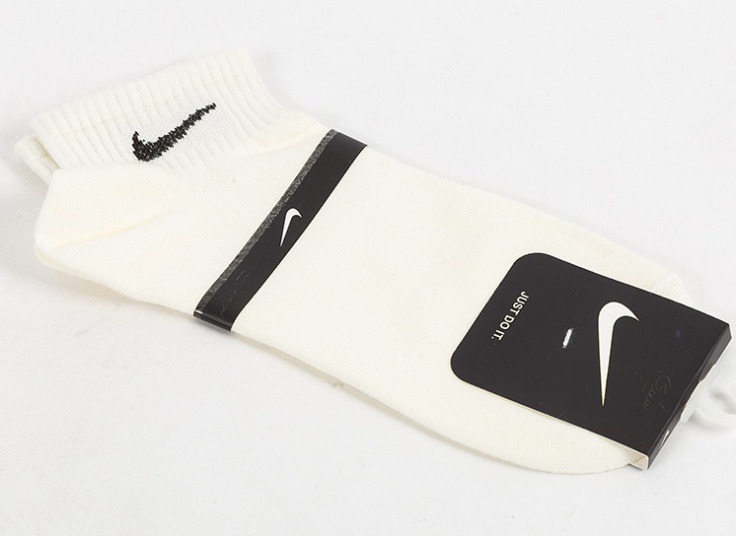 جوراب ساق کوتاه طرح Nike