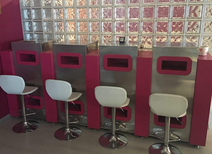 خدمات ناخن مانیا