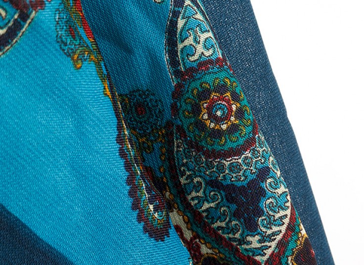 روسری نخی طرحدار