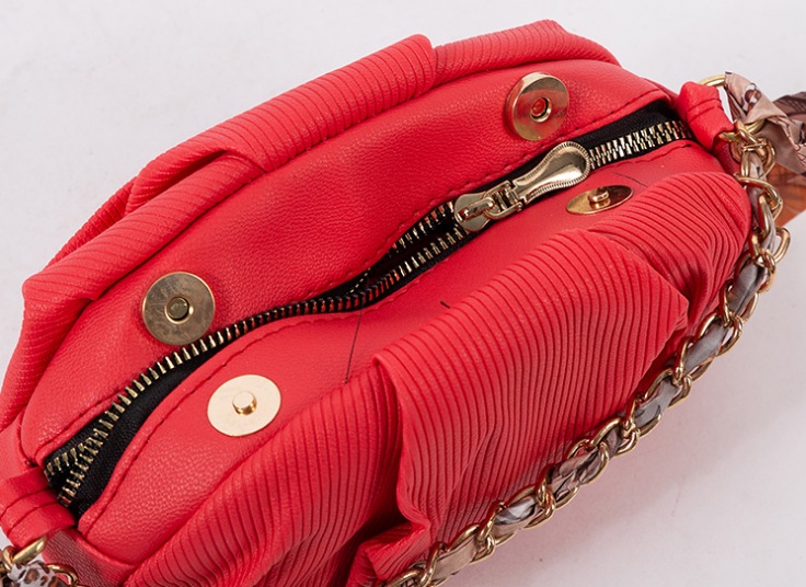 کیف زنانه اسکارفی