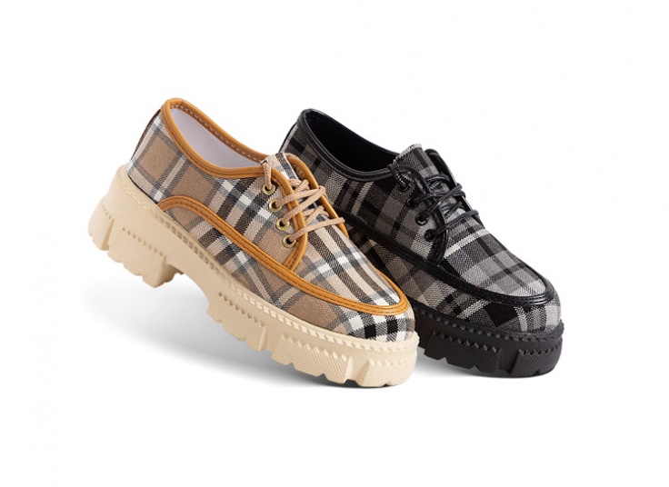 کفش زنانه طرح Burberry