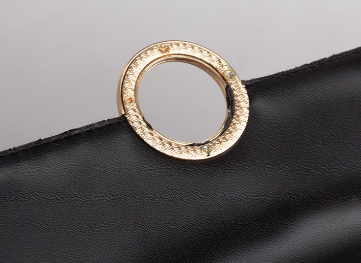 کیف زنانه پوست ماری