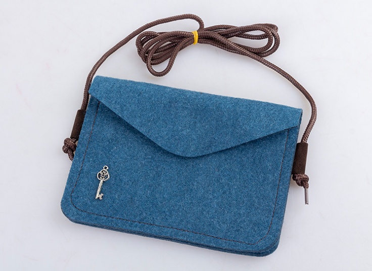 کیف کج نمدی