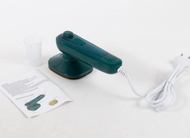 اتو لباس مسافرتی