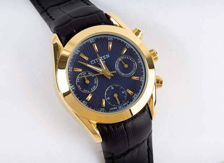 ساعت مچی مردانه و زنانه Citizen مدل1526